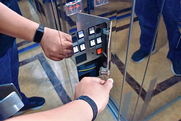 Instalar ascensor en comunidad de vecinos en Vigo